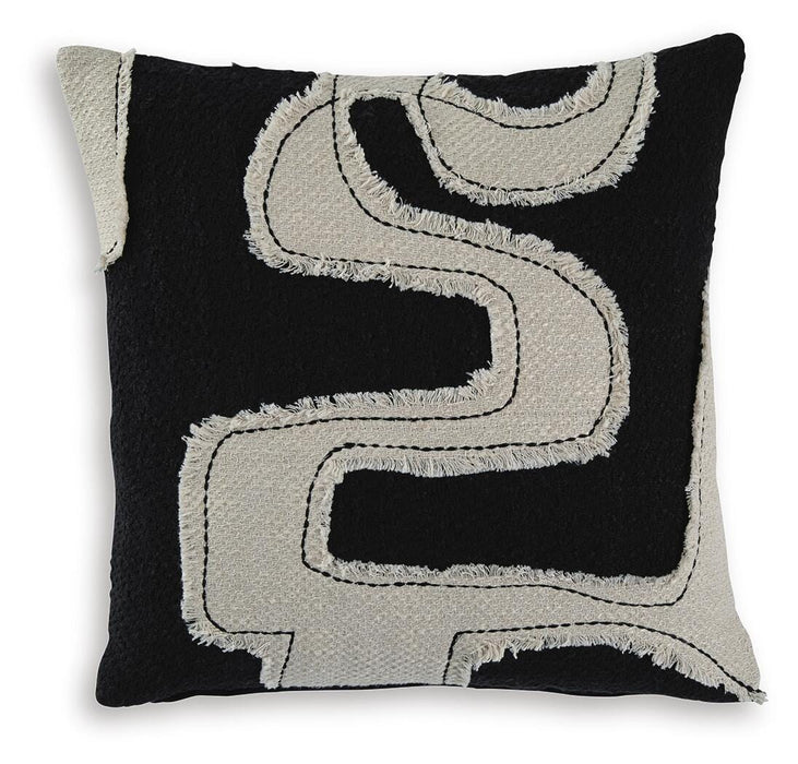 Veerbank Pillow (Set of 4)