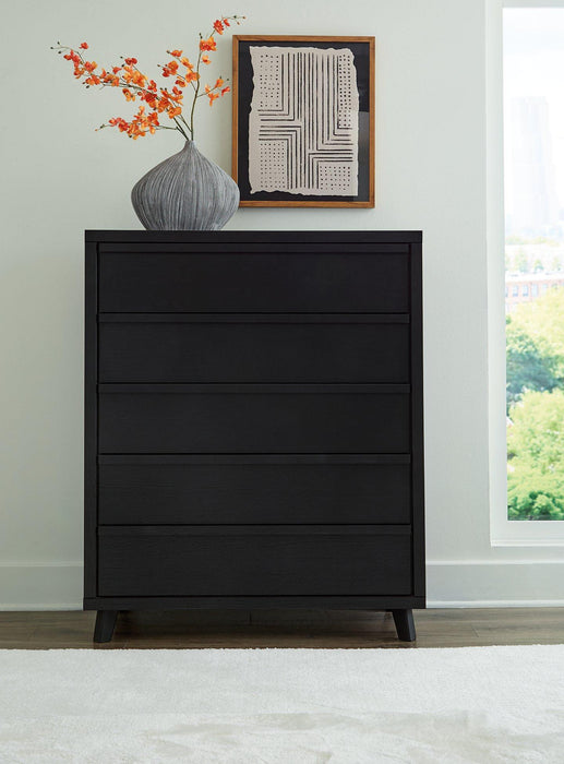 Danziar Wide Chest of Drawers