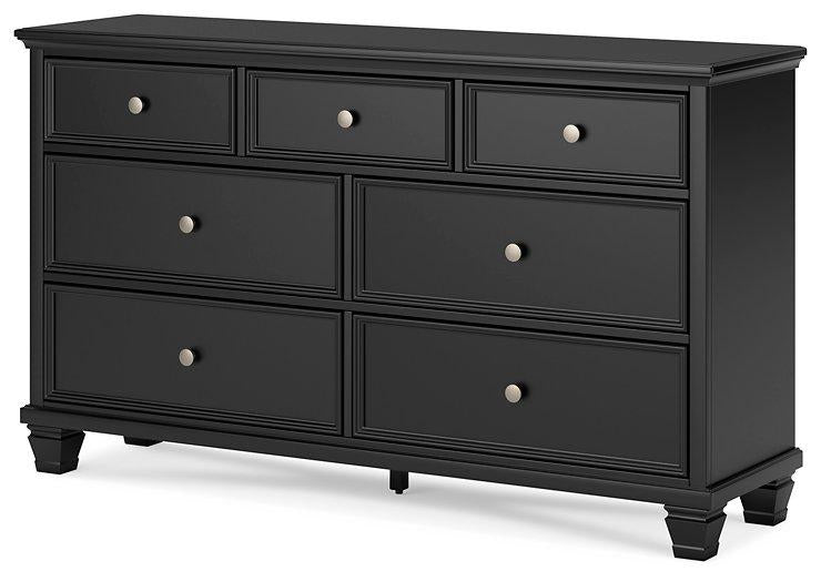 Lanolee Dresser