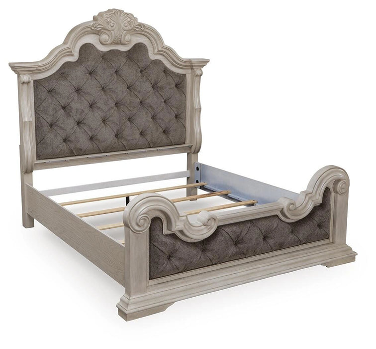 Bruchandi Bedroom Set